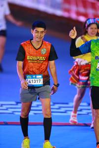 BIB: 41317
                            <button type="button" onclick="openModal(23128793)" class="btn btn-primary btn-sm float-right btn-popup" data-toggle="modal" data-target=".modal-high-quality">
                        <i class="fas fa-shopping-cart"></i> Add to Cart
                    </button>
                                            <button type="button" onclick="isThisMe(23128793, true)" class="btn btn-success btn-sm float-right btn-popup btn-isme hidden" data-toggle="tooltip" data-placement="bottom" title="นี่คือรูปของคุณใช่ไหม คลิกที่นี่เพื่อเอาเข้าอัลบั้ม">
                        <i class="fas fa-plus"></i> Add to album
                    </button>
                    <button type="button" onclick="isThisMe(23128793, false)" class="btn btn-warning btn-sm float-right btn-popup btn-isnotme hidden">
                        <i class="fas fa-ban"></i> Remove from album
                    </button>