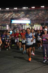 BIB: 32191, 877072
                            <button type="button" onclick="openModal(22804187)" class="btn btn-primary btn-sm float-right btn-popup" data-toggle="modal" data-target=".modal-high-quality">
                        <i class="fas fa-shopping-cart"></i> Add to Cart
                    </button>
                                            <button type="button" onclick="isThisMe(22804187, true)" class="btn btn-success btn-sm float-right btn-popup btn-isme hidden" data-toggle="tooltip" data-placement="bottom" title="นี่คือรูปของคุณใช่ไหม คลิกที่นี่เพื่อเอาเข้าอัลบั้ม">
                        <i class="fas fa-plus"></i> Add to album
                    </button>
                    <button type="button" onclick="isThisMe(22804187, false)" class="btn btn-warning btn-sm float-right btn-popup btn-isnotme hidden">
                        <i class="fas fa-ban"></i> Remove from album
                    </button>