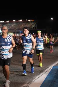 BIB: 41002, 7097, 48077
                            <button type="button" onclick="openModal(22804285)" class="btn btn-primary btn-sm float-right btn-popup" data-toggle="modal" data-target=".modal-high-quality">
                        <i class="fas fa-shopping-cart"></i> Add to Cart
                    </button>
                                            <button type="button" onclick="isThisMe(22804285, true)" class="btn btn-success btn-sm float-right btn-popup btn-isme hidden" data-toggle="tooltip" data-placement="bottom" title="นี่คือรูปของคุณใช่ไหม คลิกที่นี่เพื่อเอาเข้าอัลบั้ม">
                        <i class="fas fa-plus"></i> Add to album
                    </button>
                    <button type="button" onclick="isThisMe(22804285, false)" class="btn btn-warning btn-sm float-right btn-popup btn-isnotme hidden">
                        <i class="fas fa-ban"></i> Remove from album
                    </button>