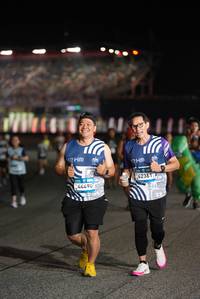 BIB: 44490, 42361
                            <button type="button" onclick="openModal(22803778)" class="btn btn-primary btn-sm float-right btn-popup" data-toggle="modal" data-target=".modal-high-quality">
                        <i class="fas fa-shopping-cart"></i> Add to Cart
                    </button>
                                            <button type="button" onclick="isThisMe(22803778, true)" class="btn btn-success btn-sm float-right btn-popup btn-isme hidden" data-toggle="tooltip" data-placement="bottom" title="นี่คือรูปของคุณใช่ไหม คลิกที่นี่เพื่อเอาเข้าอัลบั้ม">
                        <i class="fas fa-plus"></i> Add to album
                    </button>
                    <button type="button" onclick="isThisMe(22803778, false)" class="btn btn-warning btn-sm float-right btn-popup btn-isnotme hidden">
                        <i class="fas fa-ban"></i> Remove from album
                    </button>