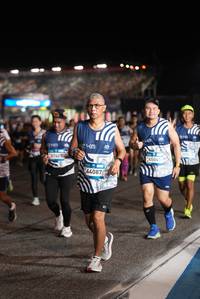 BIB: 87405, 44087, 45045, 1410
                            <button type="button" onclick="openModal(22804284)" class="btn btn-primary btn-sm float-right btn-popup" data-toggle="modal" data-target=".modal-high-quality">
                        <i class="fas fa-shopping-cart"></i> Add to Cart
                    </button>
                                            <button type="button" onclick="isThisMe(22804284, true)" class="btn btn-success btn-sm float-right btn-popup btn-isme hidden" data-toggle="tooltip" data-placement="bottom" title="นี่คือรูปของคุณใช่ไหม คลิกที่นี่เพื่อเอาเข้าอัลบั้ม">
                        <i class="fas fa-plus"></i> Add to album
                    </button>
                    <button type="button" onclick="isThisMe(22804284, false)" class="btn btn-warning btn-sm float-right btn-popup btn-isnotme hidden">
                        <i class="fas fa-ban"></i> Remove from album
                    </button>