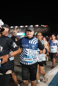 BIB: 41980
                            <button type="button" onclick="openModal(22804442)" class="btn btn-primary btn-sm float-right btn-popup" data-toggle="modal" data-target=".modal-high-quality">
                        <i class="fas fa-shopping-cart"></i> Add to Cart
                    </button>
                                            <button type="button" onclick="isThisMe(22804442, true)" class="btn btn-success btn-sm float-right btn-popup btn-isme hidden" data-toggle="tooltip" data-placement="bottom" title="นี่คือรูปของคุณใช่ไหม คลิกที่นี่เพื่อเอาเข้าอัลบั้ม">
                        <i class="fas fa-plus"></i> Add to album
                    </button>
                    <button type="button" onclick="isThisMe(22804442, false)" class="btn btn-warning btn-sm float-right btn-popup btn-isnotme hidden">
                        <i class="fas fa-ban"></i> Remove from album
                    </button>