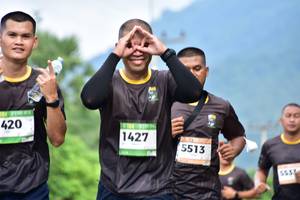 BIB: 420, 1427, 5513
                            <button type="button" onclick="openModal(18773939)" class="btn btn-primary btn-sm float-right btn-popup" data-toggle="modal" data-target=".modal-high-quality">
                        <i class="fas fa-shopping-cart"></i> Add to Cart
                    </button>
                                            <button type="button" onclick="isThisMe(18773939, true)" class="btn btn-success btn-sm float-right btn-popup btn-isme hidden" data-toggle="tooltip" data-placement="bottom" title="นี่คือรูปของคุณใช่ไหม คลิกที่นี่เพื่อเอาเข้าอัลบั้ม">
                        <i class="fas fa-plus"></i> Add to album
                    </button>
                    <button type="button" onclick="isThisMe(18773939, false)" class="btn btn-warning btn-sm float-right btn-popup btn-isnotme hidden">
                        <i class="fas fa-ban"></i> Remove from album
                    </button>