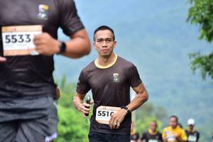 BIB: 5533, 551
                            <button type="button" onclick="openModal(18773946)" class="btn btn-primary btn-sm float-right btn-popup" data-toggle="modal" data-target=".modal-high-quality">
                        <i class="fas fa-shopping-cart"></i> Add to Cart
                    </button>
                                            <button type="button" onclick="isThisMe(18773946, true)" class="btn btn-success btn-sm float-right btn-popup btn-isme hidden" data-toggle="tooltip" data-placement="bottom" title="นี่คือรูปของคุณใช่ไหม คลิกที่นี่เพื่อเอาเข้าอัลบั้ม">
                        <i class="fas fa-plus"></i> Add to album
                    </button>
                    <button type="button" onclick="isThisMe(18773946, false)" class="btn btn-warning btn-sm float-right btn-popup btn-isnotme hidden">
                        <i class="fas fa-ban"></i> Remove from album
                    </button>