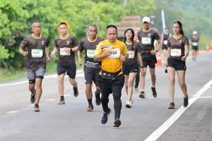 BIB: 1421, 1422, 728, 5914
                            <button type="button" onclick="openModal(18774793)" class="btn btn-primary btn-sm float-right btn-popup" data-toggle="modal" data-target=".modal-high-quality">
                        <i class="fas fa-shopping-cart"></i> Add to Cart
                    </button>
                                            <button type="button" onclick="isThisMe(18774793, true)" class="btn btn-success btn-sm float-right btn-popup btn-isme hidden" data-toggle="tooltip" data-placement="bottom" title="นี่คือรูปของคุณใช่ไหม คลิกที่นี่เพื่อเอาเข้าอัลบั้ม">
                        <i class="fas fa-plus"></i> Add to album
                    </button>
                    <button type="button" onclick="isThisMe(18774793, false)" class="btn btn-warning btn-sm float-right btn-popup btn-isnotme hidden">
                        <i class="fas fa-ban"></i> Remove from album
                    </button>