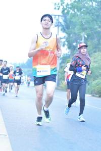 BIB: 1084, 15923
                            <button type="button" onclick="openModal(7775358)" class="btn btn-primary btn-sm float-right btn-popup" data-toggle="modal" data-target=".modal-high-quality">
                        <i class="fas fa-shopping-cart"></i> Add to Cart
                    </button>
                                            <button type="button" onclick="isThisMe(7775358, true)" class="btn btn-success btn-sm float-right btn-popup btn-isme hidden" data-toggle="tooltip" data-placement="bottom" title="นี่คือรูปของคุณใช่ไหม คลิกที่นี่เพื่อเอาเข้าอัลบั้ม">
                        <i class="fas fa-plus"></i> Add to album
                    </button>
                    <button type="button" onclick="isThisMe(7775358, false)" class="btn btn-warning btn-sm float-right btn-popup btn-isnotme hidden">
                        <i class="fas fa-ban"></i> Remove from album
                    </button>