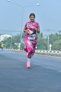 BIB: 4107
                            <button type="button" onclick="openModal(8450126)" class="btn btn-primary btn-sm float-right btn-popup" data-toggle="modal" data-target=".modal-high-quality">
                        <i class="fas fa-shopping-cart"></i> Add to Cart
                    </button>
                                            <button type="button" onclick="isThisMe(8450126, true)" class="btn btn-success btn-sm float-right btn-popup btn-isme hidden" data-toggle="tooltip" data-placement="bottom" title="นี่คือรูปของคุณใช่ไหม คลิกที่นี่เพื่อเอาเข้าอัลบั้ม">
                        <i class="fas fa-plus"></i> Add to album
                    </button>
                    <button type="button" onclick="isThisMe(8450126, false)" class="btn btn-warning btn-sm float-right btn-popup btn-isnotme hidden">
                        <i class="fas fa-ban"></i> Remove from album
                    </button>