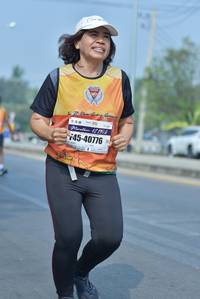 BIB: 195, 40776
                            <button type="button" onclick="openModal(8424184)" class="btn btn-primary btn-sm float-right btn-popup" data-toggle="modal" data-target=".modal-high-quality">
                        <i class="fas fa-shopping-cart"></i> Add to Cart
                    </button>
                                            <button type="button" onclick="isThisMe(8424184, true)" class="btn btn-success btn-sm float-right btn-popup btn-isme hidden" data-toggle="tooltip" data-placement="bottom" title="นี่คือรูปของคุณใช่ไหม คลิกที่นี่เพื่อเอาเข้าอัลบั้ม">
                        <i class="fas fa-plus"></i> Add to album
                    </button>
                    <button type="button" onclick="isThisMe(8424184, false)" class="btn btn-warning btn-sm float-right btn-popup btn-isnotme hidden">
                        <i class="fas fa-ban"></i> Remove from album
                    </button>