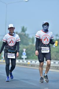 BIB: 41131, 40481
                            <button type="button" onclick="openModal(8469865)" class="btn btn-primary btn-sm float-right btn-popup" data-toggle="modal" data-target=".modal-high-quality">
                        <i class="fas fa-shopping-cart"></i> Add to Cart
                    </button>
                                            <button type="button" onclick="isThisMe(8469865, true)" class="btn btn-success btn-sm float-right btn-popup btn-isme hidden" data-toggle="tooltip" data-placement="bottom" title="นี่คือรูปของคุณใช่ไหม คลิกที่นี่เพื่อเอาเข้าอัลบั้ม">
                        <i class="fas fa-plus"></i> Add to album
                    </button>
                    <button type="button" onclick="isThisMe(8469865, false)" class="btn btn-warning btn-sm float-right btn-popup btn-isnotme hidden">
                        <i class="fas fa-ban"></i> Remove from album
                    </button>