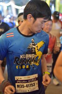 BIB: 421952, 41753
                            <button type="button" onclick="openModal(7729950)" class="btn btn-primary btn-sm float-right btn-popup" data-toggle="modal" data-target=".modal-high-quality">
                        <i class="fas fa-shopping-cart"></i> Add to Cart
                    </button>
                                            <button type="button" onclick="isThisMe(7729950, true)" class="btn btn-success btn-sm float-right btn-popup btn-isme hidden" data-toggle="tooltip" data-placement="bottom" title="นี่คือรูปของคุณใช่ไหม คลิกที่นี่เพื่อเอาเข้าอัลบั้ม">
                        <i class="fas fa-plus"></i> Add to album
                    </button>
                    <button type="button" onclick="isThisMe(7729950, false)" class="btn btn-warning btn-sm float-right btn-popup btn-isnotme hidden">
                        <i class="fas fa-ban"></i> Remove from album
                    </button>