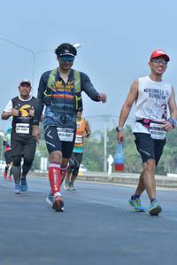 BIB: 35410
                            <button type="button" onclick="openModal(8448995)" class="btn btn-primary btn-sm float-right btn-popup" data-toggle="modal" data-target=".modal-high-quality">
                        <i class="fas fa-shopping-cart"></i> Add to Cart
                    </button>
                                            <button type="button" onclick="isThisMe(8448995, true)" class="btn btn-success btn-sm float-right btn-popup btn-isme hidden" data-toggle="tooltip" data-placement="bottom" title="นี่คือรูปของคุณใช่ไหม คลิกที่นี่เพื่อเอาเข้าอัลบั้ม">
                        <i class="fas fa-plus"></i> Add to album
                    </button>
                    <button type="button" onclick="isThisMe(8448995, false)" class="btn btn-warning btn-sm float-right btn-popup btn-isnotme hidden">
                        <i class="fas fa-ban"></i> Remove from album
                    </button>