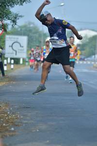 BIB: 41040
                            <button type="button" onclick="openModal(8426218)" class="btn btn-primary btn-sm float-right btn-popup" data-toggle="modal" data-target=".modal-high-quality">
                        <i class="fas fa-shopping-cart"></i> Add to Cart
                    </button>
                                            <button type="button" onclick="isThisMe(8426218, true)" class="btn btn-success btn-sm float-right btn-popup btn-isme hidden" data-toggle="tooltip" data-placement="bottom" title="นี่คือรูปของคุณใช่ไหม คลิกที่นี่เพื่อเอาเข้าอัลบั้ม">
                        <i class="fas fa-plus"></i> Add to album
                    </button>
                    <button type="button" onclick="isThisMe(8426218, false)" class="btn btn-warning btn-sm float-right btn-popup btn-isnotme hidden">
                        <i class="fas fa-ban"></i> Remove from album
                    </button>