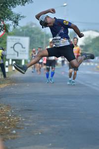 BIB: 41040
                            <button type="button" onclick="openModal(8426290)" class="btn btn-primary btn-sm float-right btn-popup" data-toggle="modal" data-target=".modal-high-quality">
                        <i class="fas fa-shopping-cart"></i> Add to Cart
                    </button>
                                            <button type="button" onclick="isThisMe(8426290, true)" class="btn btn-success btn-sm float-right btn-popup btn-isme hidden" data-toggle="tooltip" data-placement="bottom" title="นี่คือรูปของคุณใช่ไหม คลิกที่นี่เพื่อเอาเข้าอัลบั้ม">
                        <i class="fas fa-plus"></i> Add to album
                    </button>
                    <button type="button" onclick="isThisMe(8426290, false)" class="btn btn-warning btn-sm float-right btn-popup btn-isnotme hidden">
                        <i class="fas fa-ban"></i> Remove from album
                    </button>