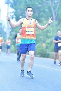 BIB: 15693
                            <button type="button" onclick="openModal(7775162)" class="btn btn-primary btn-sm float-right btn-popup" data-toggle="modal" data-target=".modal-high-quality">
                        <i class="fas fa-shopping-cart"></i> Add to Cart
                    </button>
                                            <button type="button" onclick="isThisMe(7775162, true)" class="btn btn-success btn-sm float-right btn-popup btn-isme hidden" data-toggle="tooltip" data-placement="bottom" title="นี่คือรูปของคุณใช่ไหม คลิกที่นี่เพื่อเอาเข้าอัลบั้ม">
                        <i class="fas fa-plus"></i> Add to album
                    </button>
                    <button type="button" onclick="isThisMe(7775162, false)" class="btn btn-warning btn-sm float-right btn-popup btn-isnotme hidden">
                        <i class="fas fa-ban"></i> Remove from album
                    </button>