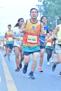 BIB: 11500, 1624
                            <button type="button" onclick="openModal(7833915)" class="btn btn-primary btn-sm float-right btn-popup" data-toggle="modal" data-target=".modal-high-quality">
                        <i class="fas fa-shopping-cart"></i> Add to Cart
                    </button>
                                            <button type="button" onclick="isThisMe(7833915, true)" class="btn btn-success btn-sm float-right btn-popup btn-isme hidden" data-toggle="tooltip" data-placement="bottom" title="นี่คือรูปของคุณใช่ไหม คลิกที่นี่เพื่อเอาเข้าอัลบั้ม">
                        <i class="fas fa-plus"></i> Add to album
                    </button>
                    <button type="button" onclick="isThisMe(7833915, false)" class="btn btn-warning btn-sm float-right btn-popup btn-isnotme hidden">
                        <i class="fas fa-ban"></i> Remove from album
                    </button>