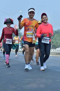 BIB: 11115, 45359, 48359
                            <button type="button" onclick="openModal(8465748)" class="btn btn-primary btn-sm float-right btn-popup" data-toggle="modal" data-target=".modal-high-quality">
                        <i class="fas fa-shopping-cart"></i> Add to Cart
                    </button>
                                            <button type="button" onclick="isThisMe(8465748, true)" class="btn btn-success btn-sm float-right btn-popup btn-isme hidden" data-toggle="tooltip" data-placement="bottom" title="นี่คือรูปของคุณใช่ไหม คลิกที่นี่เพื่อเอาเข้าอัลบั้ม">
                        <i class="fas fa-plus"></i> Add to album
                    </button>
                    <button type="button" onclick="isThisMe(8465748, false)" class="btn btn-warning btn-sm float-right btn-popup btn-isnotme hidden">
                        <i class="fas fa-ban"></i> Remove from album
                    </button>