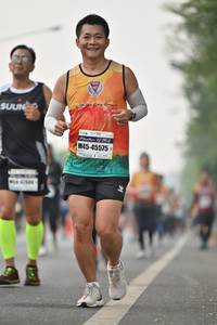 BIB: 100, 45575
                            <button type="button" onclick="openModal(7978018)" class="btn btn-primary btn-sm float-right btn-popup" data-toggle="modal" data-target=".modal-high-quality">
                        <i class="fas fa-shopping-cart"></i> Add to Cart
                    </button>
                                            <button type="button" onclick="isThisMe(7978018, true)" class="btn btn-success btn-sm float-right btn-popup btn-isme hidden" data-toggle="tooltip" data-placement="bottom" title="นี่คือรูปของคุณใช่ไหม คลิกที่นี่เพื่อเอาเข้าอัลบั้ม">
                        <i class="fas fa-plus"></i> Add to album
                    </button>
                    <button type="button" onclick="isThisMe(7978018, false)" class="btn btn-warning btn-sm float-right btn-popup btn-isnotme hidden">
                        <i class="fas fa-ban"></i> Remove from album
                    </button>