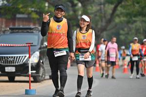 BIB: 43427
                            <button type="button" onclick="openModal(7610211)" class="btn btn-primary btn-sm float-right btn-popup" data-toggle="modal" data-target=".modal-high-quality">
                        <i class="fas fa-shopping-cart"></i> Add to Cart
                    </button>
                                            <button type="button" onclick="isThisMe(7610211, true)" class="btn btn-success btn-sm float-right btn-popup btn-isme hidden" data-toggle="tooltip" data-placement="bottom" title="นี่คือรูปของคุณใช่ไหม คลิกที่นี่เพื่อเอาเข้าอัลบั้ม">
                        <i class="fas fa-plus"></i> Add to album
                    </button>
                    <button type="button" onclick="isThisMe(7610211, false)" class="btn btn-warning btn-sm float-right btn-popup btn-isnotme hidden">
                        <i class="fas fa-ban"></i> Remove from album
                    </button>