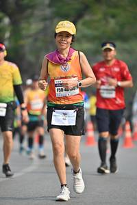 BIB: 4133
                            <button type="button" onclick="openModal(7567627)" class="btn btn-primary btn-sm float-right btn-popup" data-toggle="modal" data-target=".modal-high-quality">
                        <i class="fas fa-shopping-cart"></i> Add to Cart
                    </button>
                                            <button type="button" onclick="isThisMe(7567627, true)" class="btn btn-success btn-sm float-right btn-popup btn-isme hidden" data-toggle="tooltip" data-placement="bottom" title="นี่คือรูปของคุณใช่ไหม คลิกที่นี่เพื่อเอาเข้าอัลบั้ม">
                        <i class="fas fa-plus"></i> Add to album
                    </button>
                    <button type="button" onclick="isThisMe(7567627, false)" class="btn btn-warning btn-sm float-right btn-popup btn-isnotme hidden">
                        <i class="fas fa-ban"></i> Remove from album
                    </button>