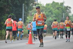 BIB: 4439
                            <button type="button" onclick="openModal(7995977)" class="btn btn-primary btn-sm float-right btn-popup" data-toggle="modal" data-target=".modal-high-quality">
                        <i class="fas fa-shopping-cart"></i> Add to Cart
                    </button>
                                            <button type="button" onclick="isThisMe(7995977, true)" class="btn btn-success btn-sm float-right btn-popup btn-isme hidden" data-toggle="tooltip" data-placement="bottom" title="นี่คือรูปของคุณใช่ไหม คลิกที่นี่เพื่อเอาเข้าอัลบั้ม">
                        <i class="fas fa-plus"></i> Add to album
                    </button>
                    <button type="button" onclick="isThisMe(7995977, false)" class="btn btn-warning btn-sm float-right btn-popup btn-isnotme hidden">
                        <i class="fas fa-ban"></i> Remove from album
                    </button>