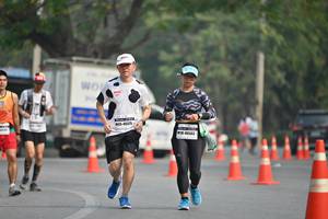 BIB: 46575, 40563
                            <button type="button" onclick="openModal(7608617)" class="btn btn-primary btn-sm float-right btn-popup" data-toggle="modal" data-target=".modal-high-quality">
                        <i class="fas fa-shopping-cart"></i> Add to Cart
                    </button>
                                            <button type="button" onclick="isThisMe(7608617, true)" class="btn btn-success btn-sm float-right btn-popup btn-isme hidden" data-toggle="tooltip" data-placement="bottom" title="นี่คือรูปของคุณใช่ไหม คลิกที่นี่เพื่อเอาเข้าอัลบั้ม">
                        <i class="fas fa-plus"></i> Add to album
                    </button>
                    <button type="button" onclick="isThisMe(7608617, false)" class="btn btn-warning btn-sm float-right btn-popup btn-isnotme hidden">
                        <i class="fas fa-ban"></i> Remove from album
                    </button>