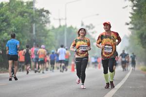 BIB: 400, 42679
                            <button type="button" onclick="openModal(8038613)" class="btn btn-primary btn-sm float-right btn-popup" data-toggle="modal" data-target=".modal-high-quality">
                        <i class="fas fa-shopping-cart"></i> Add to Cart
                    </button>
                                            <button type="button" onclick="isThisMe(8038613, true)" class="btn btn-success btn-sm float-right btn-popup btn-isme hidden" data-toggle="tooltip" data-placement="bottom" title="นี่คือรูปของคุณใช่ไหม คลิกที่นี่เพื่อเอาเข้าอัลบั้ม">
                        <i class="fas fa-plus"></i> Add to album
                    </button>
                    <button type="button" onclick="isThisMe(8038613, false)" class="btn btn-warning btn-sm float-right btn-popup btn-isnotme hidden">
                        <i class="fas fa-ban"></i> Remove from album
                    </button>