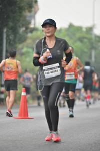 BIB: 40564
                            <button type="button" onclick="openModal(7893162)" class="btn btn-primary btn-sm float-right btn-popup" data-toggle="modal" data-target=".modal-high-quality">
                        <i class="fas fa-shopping-cart"></i> Add to Cart
                    </button>
                                            <button type="button" onclick="isThisMe(7893162, true)" class="btn btn-success btn-sm float-right btn-popup btn-isme hidden" data-toggle="tooltip" data-placement="bottom" title="นี่คือรูปของคุณใช่ไหม คลิกที่นี่เพื่อเอาเข้าอัลบั้ม">
                        <i class="fas fa-plus"></i> Add to album
                    </button>
                    <button type="button" onclick="isThisMe(7893162, false)" class="btn btn-warning btn-sm float-right btn-popup btn-isnotme hidden">
                        <i class="fas fa-ban"></i> Remove from album
                    </button>