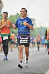 BIB: 2018, 47265
                            <button type="button" onclick="openModal(7887875)" class="btn btn-primary btn-sm float-right btn-popup" data-toggle="modal" data-target=".modal-high-quality">
                        <i class="fas fa-shopping-cart"></i> Add to Cart
                    </button>
                                            <button type="button" onclick="isThisMe(7887875, true)" class="btn btn-success btn-sm float-right btn-popup btn-isme hidden" data-toggle="tooltip" data-placement="bottom" title="นี่คือรูปของคุณใช่ไหม คลิกที่นี่เพื่อเอาเข้าอัลบั้ม">
                        <i class="fas fa-plus"></i> Add to album
                    </button>
                    <button type="button" onclick="isThisMe(7887875, false)" class="btn btn-warning btn-sm float-right btn-popup btn-isnotme hidden">
                        <i class="fas fa-ban"></i> Remove from album
                    </button>