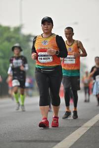 BIB: 46526
                            <button type="button" onclick="openModal(7979622)" class="btn btn-primary btn-sm float-right btn-popup" data-toggle="modal" data-target=".modal-high-quality">
                        <i class="fas fa-shopping-cart"></i> Add to Cart
                    </button>
                                            <button type="button" onclick="isThisMe(7979622, true)" class="btn btn-success btn-sm float-right btn-popup btn-isme hidden" data-toggle="tooltip" data-placement="bottom" title="นี่คือรูปของคุณใช่ไหม คลิกที่นี่เพื่อเอาเข้าอัลบั้ม">
                        <i class="fas fa-plus"></i> Add to album
                    </button>
                    <button type="button" onclick="isThisMe(7979622, false)" class="btn btn-warning btn-sm float-right btn-popup btn-isnotme hidden">
                        <i class="fas fa-ban"></i> Remove from album
                    </button>