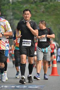 BIB: 41716, 42734
                            <button type="button" onclick="openModal(7554403)" class="btn btn-primary btn-sm float-right btn-popup" data-toggle="modal" data-target=".modal-high-quality">
                        <i class="fas fa-shopping-cart"></i> Add to Cart
                    </button>
                                            <button type="button" onclick="isThisMe(7554403, true)" class="btn btn-success btn-sm float-right btn-popup btn-isme hidden" data-toggle="tooltip" data-placement="bottom" title="นี่คือรูปของคุณใช่ไหม คลิกที่นี่เพื่อเอาเข้าอัลบั้ม">
                        <i class="fas fa-plus"></i> Add to album
                    </button>
                    <button type="button" onclick="isThisMe(7554403, false)" class="btn btn-warning btn-sm float-right btn-popup btn-isnotme hidden">
                        <i class="fas fa-ban"></i> Remove from album
                    </button>