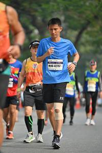 BIB: 42757, 283
                            <button type="button" onclick="openModal(7538752)" class="btn btn-primary btn-sm float-right btn-popup" data-toggle="modal" data-target=".modal-high-quality">
                        <i class="fas fa-shopping-cart"></i> Add to Cart
                    </button>
                                            <button type="button" onclick="isThisMe(7538752, true)" class="btn btn-success btn-sm float-right btn-popup btn-isme hidden" data-toggle="tooltip" data-placement="bottom" title="นี่คือรูปของคุณใช่ไหม คลิกที่นี่เพื่อเอาเข้าอัลบั้ม">
                        <i class="fas fa-plus"></i> Add to album
                    </button>
                    <button type="button" onclick="isThisMe(7538752, false)" class="btn btn-warning btn-sm float-right btn-popup btn-isnotme hidden">
                        <i class="fas fa-ban"></i> Remove from album
                    </button>