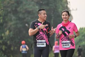 BIB: 1219, 41406, 40220
                            <button type="button" onclick="openModal(8039399)" class="btn btn-primary btn-sm float-right btn-popup" data-toggle="modal" data-target=".modal-high-quality">
                        <i class="fas fa-shopping-cart"></i> Add to Cart
                    </button>
                                            <button type="button" onclick="isThisMe(8039399, true)" class="btn btn-success btn-sm float-right btn-popup btn-isme hidden" data-toggle="tooltip" data-placement="bottom" title="นี่คือรูปของคุณใช่ไหม คลิกที่นี่เพื่อเอาเข้าอัลบั้ม">
                        <i class="fas fa-plus"></i> Add to album
                    </button>
                    <button type="button" onclick="isThisMe(8039399, false)" class="btn btn-warning btn-sm float-right btn-popup btn-isnotme hidden">
                        <i class="fas fa-ban"></i> Remove from album
                    </button>