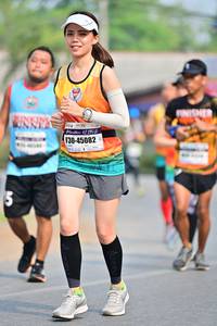 BIB: 1952, 45082
                            <button type="button" onclick="openModal(10388181)" class="btn btn-primary btn-sm float-right btn-popup" data-toggle="modal" data-target=".modal-high-quality">
                        <i class="fas fa-shopping-cart"></i> Add to Cart
                    </button>
                                            <button type="button" onclick="isThisMe(10388181, true)" class="btn btn-success btn-sm float-right btn-popup btn-isme hidden" data-toggle="tooltip" data-placement="bottom" title="นี่คือรูปของคุณใช่ไหม คลิกที่นี่เพื่อเอาเข้าอัลบั้ม">
                        <i class="fas fa-plus"></i> Add to album
                    </button>
                    <button type="button" onclick="isThisMe(10388181, false)" class="btn btn-warning btn-sm float-right btn-popup btn-isnotme hidden">
                        <i class="fas fa-ban"></i> Remove from album
                    </button>