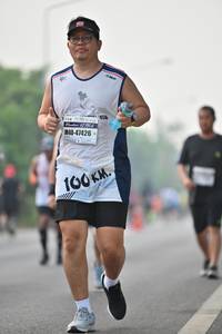 BIB: 195, 47426, 100
                            <button type="button" onclick="openModal(8020532)" class="btn btn-primary btn-sm float-right btn-popup" data-toggle="modal" data-target=".modal-high-quality">
                        <i class="fas fa-shopping-cart"></i> Add to Cart
                    </button>
                                            <button type="button" onclick="isThisMe(8020532, true)" class="btn btn-success btn-sm float-right btn-popup btn-isme hidden" data-toggle="tooltip" data-placement="bottom" title="นี่คือรูปของคุณใช่ไหม คลิกที่นี่เพื่อเอาเข้าอัลบั้ม">
                        <i class="fas fa-plus"></i> Add to album
                    </button>
                    <button type="button" onclick="isThisMe(8020532, false)" class="btn btn-warning btn-sm float-right btn-popup btn-isnotme hidden">
                        <i class="fas fa-ban"></i> Remove from album
                    </button>