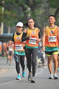 BIB: 42632, 45042, 45205
                            <button type="button" onclick="openModal(7500117)" class="btn btn-primary btn-sm float-right btn-popup" data-toggle="modal" data-target=".modal-high-quality">
                        <i class="fas fa-shopping-cart"></i> Add to Cart
                    </button>
                                            <button type="button" onclick="isThisMe(7500117, true)" class="btn btn-success btn-sm float-right btn-popup btn-isme hidden" data-toggle="tooltip" data-placement="bottom" title="นี่คือรูปของคุณใช่ไหม คลิกที่นี่เพื่อเอาเข้าอัลบั้ม">
                        <i class="fas fa-plus"></i> Add to album
                    </button>
                    <button type="button" onclick="isThisMe(7500117, false)" class="btn btn-warning btn-sm float-right btn-popup btn-isnotme hidden">
                        <i class="fas fa-ban"></i> Remove from album
                    </button>