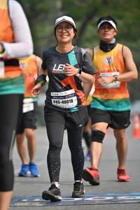 BIB: 40018
                            <button type="button" onclick="openModal(7614566)" class="btn btn-primary btn-sm float-right btn-popup" data-toggle="modal" data-target=".modal-high-quality">
                        <i class="fas fa-shopping-cart"></i> Add to Cart
                    </button>
                                            <button type="button" onclick="isThisMe(7614566, true)" class="btn btn-success btn-sm float-right btn-popup btn-isme hidden" data-toggle="tooltip" data-placement="bottom" title="นี่คือรูปของคุณใช่ไหม คลิกที่นี่เพื่อเอาเข้าอัลบั้ม">
                        <i class="fas fa-plus"></i> Add to album
                    </button>
                    <button type="button" onclick="isThisMe(7614566, false)" class="btn btn-warning btn-sm float-right btn-popup btn-isnotme hidden">
                        <i class="fas fa-ban"></i> Remove from album
                    </button>