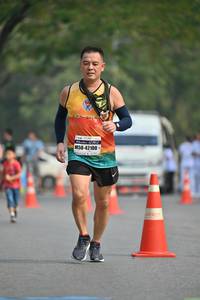 BIB: 42100
                            <button type="button" onclick="openModal(7591843)" class="btn btn-primary btn-sm float-right btn-popup" data-toggle="modal" data-target=".modal-high-quality">
                        <i class="fas fa-shopping-cart"></i> Add to Cart
                    </button>
                                            <button type="button" onclick="isThisMe(7591843, true)" class="btn btn-success btn-sm float-right btn-popup btn-isme hidden" data-toggle="tooltip" data-placement="bottom" title="นี่คือรูปของคุณใช่ไหม คลิกที่นี่เพื่อเอาเข้าอัลบั้ม">
                        <i class="fas fa-plus"></i> Add to album
                    </button>
                    <button type="button" onclick="isThisMe(7591843, false)" class="btn btn-warning btn-sm float-right btn-popup btn-isnotme hidden">
                        <i class="fas fa-ban"></i> Remove from album
                    </button>