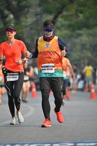 BIB: 42639, 40560
                            <button type="button" onclick="openModal(7442543)" class="btn btn-primary btn-sm float-right btn-popup" data-toggle="modal" data-target=".modal-high-quality">
                        <i class="fas fa-shopping-cart"></i> Add to Cart
                    </button>
                                            <button type="button" onclick="isThisMe(7442543, true)" class="btn btn-success btn-sm float-right btn-popup btn-isme hidden" data-toggle="tooltip" data-placement="bottom" title="นี่คือรูปของคุณใช่ไหม คลิกที่นี่เพื่อเอาเข้าอัลบั้ม">
                        <i class="fas fa-plus"></i> Add to album
                    </button>
                    <button type="button" onclick="isThisMe(7442543, false)" class="btn btn-warning btn-sm float-right btn-popup btn-isnotme hidden">
                        <i class="fas fa-ban"></i> Remove from album
                    </button>