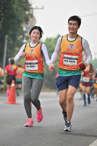 BIB: 41924, 40091
                            <button type="button" onclick="openModal(7878447)" class="btn btn-primary btn-sm float-right btn-popup" data-toggle="modal" data-target=".modal-high-quality">
                        <i class="fas fa-shopping-cart"></i> Add to Cart
                    </button>
                                            <button type="button" onclick="isThisMe(7878447, true)" class="btn btn-success btn-sm float-right btn-popup btn-isme hidden" data-toggle="tooltip" data-placement="bottom" title="นี่คือรูปของคุณใช่ไหม คลิกที่นี่เพื่อเอาเข้าอัลบั้ม">
                        <i class="fas fa-plus"></i> Add to album
                    </button>
                    <button type="button" onclick="isThisMe(7878447, false)" class="btn btn-warning btn-sm float-right btn-popup btn-isnotme hidden">
                        <i class="fas fa-ban"></i> Remove from album
                    </button>
