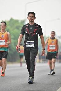 BIB: 42987
                            <button type="button" onclick="openModal(7974930)" class="btn btn-primary btn-sm float-right btn-popup" data-toggle="modal" data-target=".modal-high-quality">
                        <i class="fas fa-shopping-cart"></i> Add to Cart
                    </button>
                                            <button type="button" onclick="isThisMe(7974930, true)" class="btn btn-success btn-sm float-right btn-popup btn-isme hidden" data-toggle="tooltip" data-placement="bottom" title="นี่คือรูปของคุณใช่ไหม คลิกที่นี่เพื่อเอาเข้าอัลบั้ม">
                        <i class="fas fa-plus"></i> Add to album
                    </button>
                    <button type="button" onclick="isThisMe(7974930, false)" class="btn btn-warning btn-sm float-right btn-popup btn-isnotme hidden">
                        <i class="fas fa-ban"></i> Remove from album
                    </button>