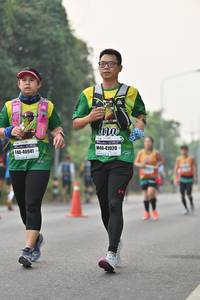 BIB: 41920, 40941
                            <button type="button" onclick="openModal(8019958)" class="btn btn-primary btn-sm float-right btn-popup" data-toggle="modal" data-target=".modal-high-quality">
                        <i class="fas fa-shopping-cart"></i> Add to Cart
                    </button>
                                            <button type="button" onclick="isThisMe(8019958, true)" class="btn btn-success btn-sm float-right btn-popup btn-isme hidden" data-toggle="tooltip" data-placement="bottom" title="นี่คือรูปของคุณใช่ไหม คลิกที่นี่เพื่อเอาเข้าอัลบั้ม">
                        <i class="fas fa-plus"></i> Add to album
                    </button>
                    <button type="button" onclick="isThisMe(8019958, false)" class="btn btn-warning btn-sm float-right btn-popup btn-isnotme hidden">
                        <i class="fas fa-ban"></i> Remove from album
                    </button>