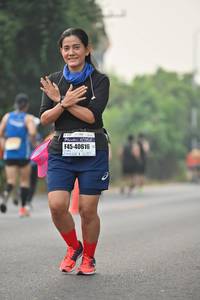 BIB: 121, 40616
                            <button type="button" onclick="openModal(7994037)" class="btn btn-primary btn-sm float-right btn-popup" data-toggle="modal" data-target=".modal-high-quality">
                        <i class="fas fa-shopping-cart"></i> Add to Cart
                    </button>
                                            <button type="button" onclick="isThisMe(7994037, true)" class="btn btn-success btn-sm float-right btn-popup btn-isme hidden" data-toggle="tooltip" data-placement="bottom" title="นี่คือรูปของคุณใช่ไหม คลิกที่นี่เพื่อเอาเข้าอัลบั้ม">
                        <i class="fas fa-plus"></i> Add to album
                    </button>
                    <button type="button" onclick="isThisMe(7994037, false)" class="btn btn-warning btn-sm float-right btn-popup btn-isnotme hidden">
                        <i class="fas fa-ban"></i> Remove from album
                    </button>