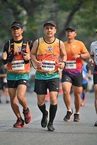 BIB: 41524, 46822
                            <button type="button" onclick="openModal(7459283)" class="btn btn-primary btn-sm float-right btn-popup" data-toggle="modal" data-target=".modal-high-quality">
                        <i class="fas fa-shopping-cart"></i> Add to Cart
                    </button>
                                            <button type="button" onclick="isThisMe(7459283, true)" class="btn btn-success btn-sm float-right btn-popup btn-isme hidden" data-toggle="tooltip" data-placement="bottom" title="นี่คือรูปของคุณใช่ไหม คลิกที่นี่เพื่อเอาเข้าอัลบั้ม">
                        <i class="fas fa-plus"></i> Add to album
                    </button>
                    <button type="button" onclick="isThisMe(7459283, false)" class="btn btn-warning btn-sm float-right btn-popup btn-isnotme hidden">
                        <i class="fas fa-ban"></i> Remove from album
                    </button>