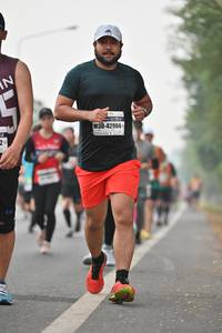 BIB: 4292, 42904
                            <button type="button" onclick="openModal(7878841)" class="btn btn-primary btn-sm float-right btn-popup" data-toggle="modal" data-target=".modal-high-quality">
                        <i class="fas fa-shopping-cart"></i> Add to Cart
                    </button>
                                            <button type="button" onclick="isThisMe(7878841, true)" class="btn btn-success btn-sm float-right btn-popup btn-isme hidden" data-toggle="tooltip" data-placement="bottom" title="นี่คือรูปของคุณใช่ไหม คลิกที่นี่เพื่อเอาเข้าอัลบั้ม">
                        <i class="fas fa-plus"></i> Add to album
                    </button>
                    <button type="button" onclick="isThisMe(7878841, false)" class="btn btn-warning btn-sm float-right btn-popup btn-isnotme hidden">
                        <i class="fas fa-ban"></i> Remove from album
                    </button>