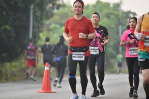 BIB: 40220, 45406, 42842
                            <button type="button" onclick="openModal(8039291)" class="btn btn-primary btn-sm float-right btn-popup" data-toggle="modal" data-target=".modal-high-quality">
                        <i class="fas fa-shopping-cart"></i> Add to Cart
                    </button>
                                            <button type="button" onclick="isThisMe(8039291, true)" class="btn btn-success btn-sm float-right btn-popup btn-isme hidden" data-toggle="tooltip" data-placement="bottom" title="นี่คือรูปของคุณใช่ไหม คลิกที่นี่เพื่อเอาเข้าอัลบั้ม">
                        <i class="fas fa-plus"></i> Add to album
                    </button>
                    <button type="button" onclick="isThisMe(8039291, false)" class="btn btn-warning btn-sm float-right btn-popup btn-isnotme hidden">
                        <i class="fas fa-ban"></i> Remove from album
                    </button>