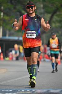 BIB: 8660, 40709
                            <button type="button" onclick="openModal(7585653)" class="btn btn-primary btn-sm float-right btn-popup" data-toggle="modal" data-target=".modal-high-quality">
                        <i class="fas fa-shopping-cart"></i> Add to Cart
                    </button>
                                            <button type="button" onclick="isThisMe(7585653, true)" class="btn btn-success btn-sm float-right btn-popup btn-isme hidden" data-toggle="tooltip" data-placement="bottom" title="นี่คือรูปของคุณใช่ไหม คลิกที่นี่เพื่อเอาเข้าอัลบั้ม">
                        <i class="fas fa-plus"></i> Add to album
                    </button>
                    <button type="button" onclick="isThisMe(7585653, false)" class="btn btn-warning btn-sm float-right btn-popup btn-isnotme hidden">
                        <i class="fas fa-ban"></i> Remove from album
                    </button>