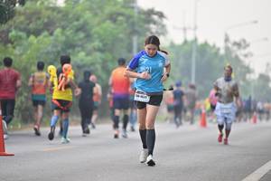 BIB: 483
                            <button type="button" onclick="openModal(8060378)" class="btn btn-primary btn-sm float-right btn-popup" data-toggle="modal" data-target=".modal-high-quality">
                        <i class="fas fa-shopping-cart"></i> Add to Cart
                    </button>
                                            <button type="button" onclick="isThisMe(8060378, true)" class="btn btn-success btn-sm float-right btn-popup btn-isme hidden" data-toggle="tooltip" data-placement="bottom" title="นี่คือรูปของคุณใช่ไหม คลิกที่นี่เพื่อเอาเข้าอัลบั้ม">
                        <i class="fas fa-plus"></i> Add to album
                    </button>
                    <button type="button" onclick="isThisMe(8060378, false)" class="btn btn-warning btn-sm float-right btn-popup btn-isnotme hidden">
                        <i class="fas fa-ban"></i> Remove from album
                    </button>