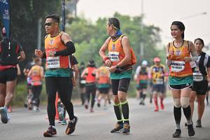 BIB: 4838, 48225, 40582
                            <button type="button" onclick="openModal(8037762)" class="btn btn-primary btn-sm float-right btn-popup" data-toggle="modal" data-target=".modal-high-quality">
                        <i class="fas fa-shopping-cart"></i> Add to Cart
                    </button>
                                            <button type="button" onclick="isThisMe(8037762, true)" class="btn btn-success btn-sm float-right btn-popup btn-isme hidden" data-toggle="tooltip" data-placement="bottom" title="นี่คือรูปของคุณใช่ไหม คลิกที่นี่เพื่อเอาเข้าอัลบั้ม">
                        <i class="fas fa-plus"></i> Add to album
                    </button>
                    <button type="button" onclick="isThisMe(8037762, false)" class="btn btn-warning btn-sm float-right btn-popup btn-isnotme hidden">
                        <i class="fas fa-ban"></i> Remove from album
                    </button>