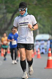 BIB: 1219, 42055
                            <button type="button" onclick="openModal(7566766)" class="btn btn-primary btn-sm float-right btn-popup" data-toggle="modal" data-target=".modal-high-quality">
                        <i class="fas fa-shopping-cart"></i> Add to Cart
                    </button>
                                            <button type="button" onclick="isThisMe(7566766, true)" class="btn btn-success btn-sm float-right btn-popup btn-isme hidden" data-toggle="tooltip" data-placement="bottom" title="นี่คือรูปของคุณใช่ไหม คลิกที่นี่เพื่อเอาเข้าอัลบั้ม">
                        <i class="fas fa-plus"></i> Add to album
                    </button>
                    <button type="button" onclick="isThisMe(7566766, false)" class="btn btn-warning btn-sm float-right btn-popup btn-isnotme hidden">
                        <i class="fas fa-ban"></i> Remove from album
                    </button>
