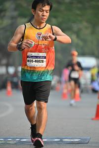 BIB: 421952, 46028
                            <button type="button" onclick="openModal(7409600)" class="btn btn-primary btn-sm float-right btn-popup" data-toggle="modal" data-target=".modal-high-quality">
                        <i class="fas fa-shopping-cart"></i> Add to Cart
                    </button>
                                            <button type="button" onclick="isThisMe(7409600, true)" class="btn btn-success btn-sm float-right btn-popup btn-isme hidden" data-toggle="tooltip" data-placement="bottom" title="นี่คือรูปของคุณใช่ไหม คลิกที่นี่เพื่อเอาเข้าอัลบั้ม">
                        <i class="fas fa-plus"></i> Add to album
                    </button>
                    <button type="button" onclick="isThisMe(7409600, false)" class="btn btn-warning btn-sm float-right btn-popup btn-isnotme hidden">
                        <i class="fas fa-ban"></i> Remove from album
                    </button>